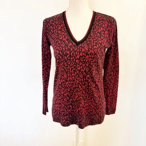 EUC Gerald Darel Paris Animal Print Merino Wool V-neck Sweater Size 1 US XS